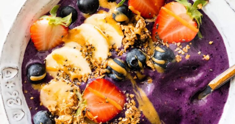 Receita de vitamina na tigela para pós-treino